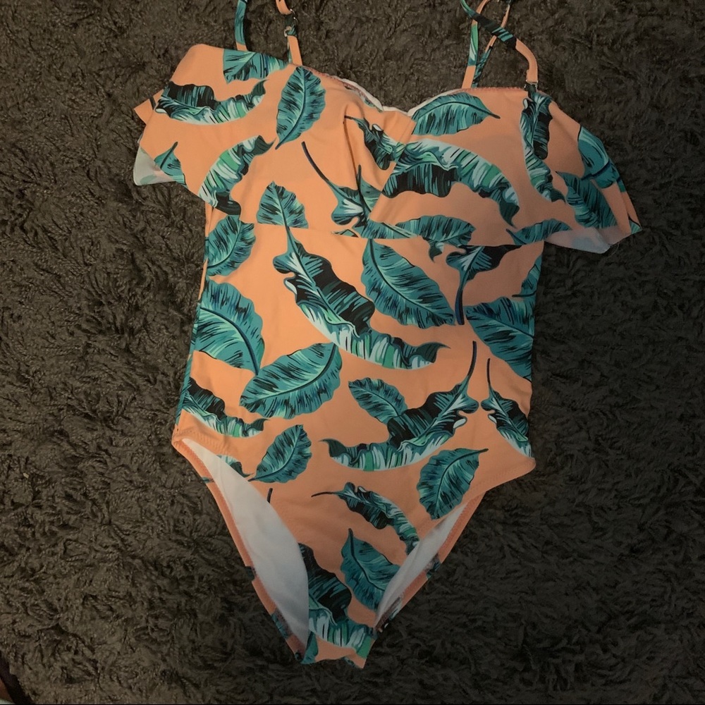 One piece swimsuit